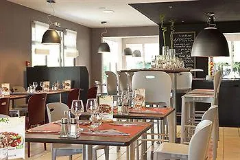 Campanile - Za Courtaboeuf Hotel