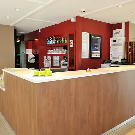 Hotel Campanile - Za Courtaboeuf Villejust