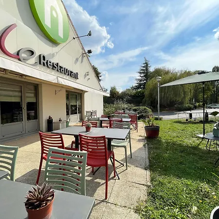 Campanile - Za Courtaboeuf Hotel 3*